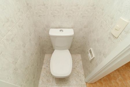 Apartamento à venda com 74m², 2 quartos e 1 vaga Apartamento à venda com 74m², 2 quartos e 1 vagaBanheiro de serviço