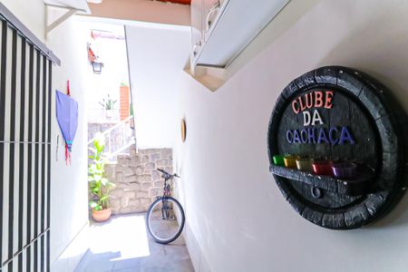 Casa de condomínio à venda com 190m², 3 quartos e 1 vagaÁrea de Serviço