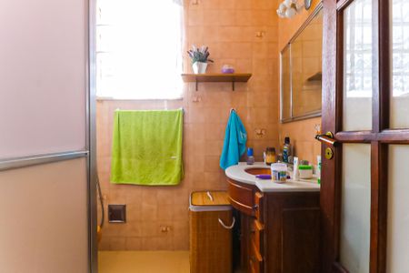 Casa de condomínio à venda com 190m², 3 quartos e 1 vagaBanheiro Social