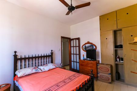 Casa de condomínio à venda com 190m², 3 quartos e 1 vagaQuarto