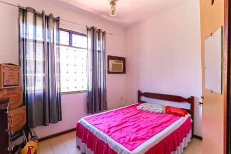 Casa de condomínio à venda com 190m², 3 quartos e 1 vagaQuarto 2