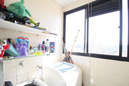 Apartamento à venda com 70m², 2 quartos e 1 vagaÁrea de Serviço