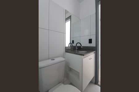 Apartamento à venda com 68m², 3 quartos e 2 vagasBanheiro Social
