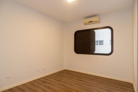 Apartamento à venda com 293m², 3 quartos e 4 vagasSuíte 2