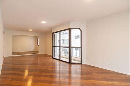 Apartamento à venda com 293m², 3 quartos e 4 vagasSala