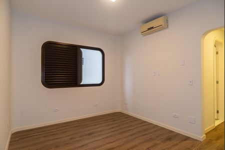 Apartamento à venda com 293m², 3 quartos e 4 vagasSuíte 3