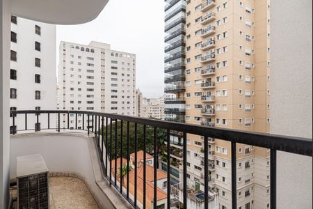 Apartamento à venda com 293m², 3 quartos e 4 vagasVaranda da Suíte 1