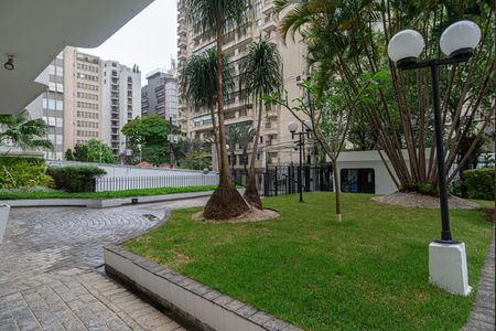 Apartamento à venda com 293m², 3 quartos e 4 vagasÁrea comum - Entrada do Edifício