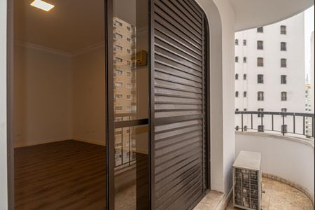 Apartamento à venda com 293m², 3 quartos e 4 vagasVaranda da Suíte 1