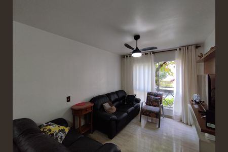 Apartamento à venda com 66m², 2 quartos e 1 vaga Apartamento à venda com 66m², 2 quartos e 1 vagaSala