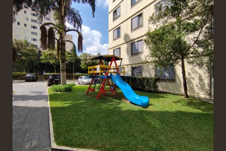 Apartamento à venda com 66m², 2 quartos e 1 vaga Apartamento à venda com 66m², 2 quartos e 1 vagaÁrea comum - Playground