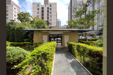 Apartamento à venda com 66m², 2 quartos e 1 vaga Apartamento à venda com 66m², 2 quartos e 1 vagaPortaria