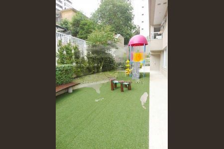 Apartamento à venda com 360m², 4 quartos e 6 vagas