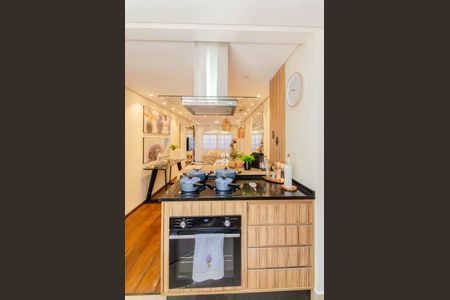 Casa à venda com 100m², 2 quartos e 1 vaga Casa à venda com 100m², 2 quartos e 1 vagaCozinha