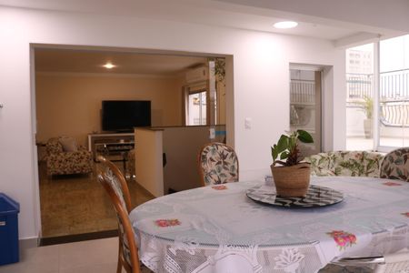Apartamento à venda com 170m², 2 quartos e 3 vagasCobertura