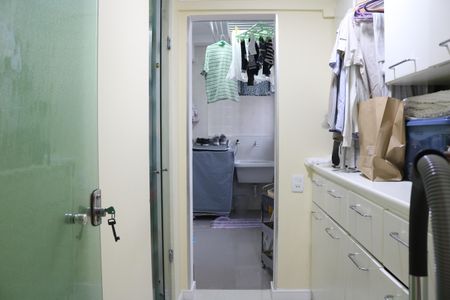 Apartamento à venda com 170m², 2 quartos e 3 vagasÁrea de Serviço