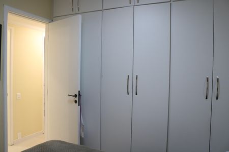Apartamento à venda com 170m², 2 quartos e 3 vagasQuarto 2