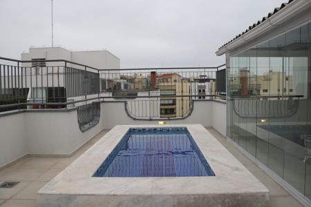 Apartamento à venda com 170m², 2 quartos e 3 vagasCobertura