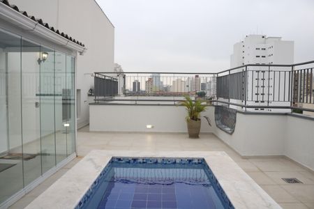 Apartamento à venda com 170m², 2 quartos e 3 vagasCobertura