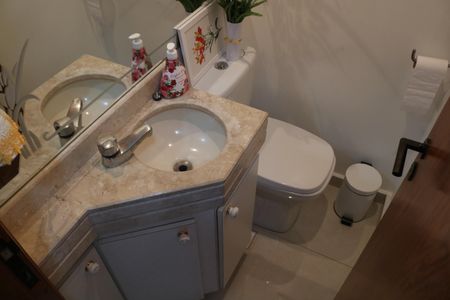 Apartamento à venda com 170m², 2 quartos e 3 vagasLavabo