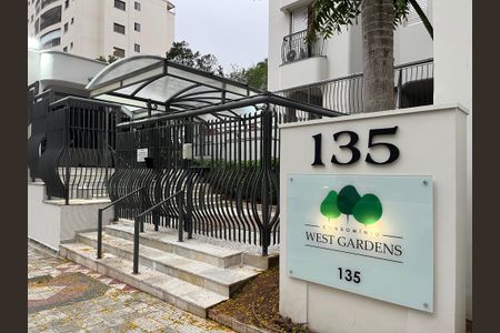 Apartamento à venda com 170m², 2 quartos e 3 vagasFachada