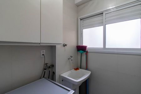Apartamento para alugar com 64m², 3 quartos e 1 vagaÁrea de Serviço