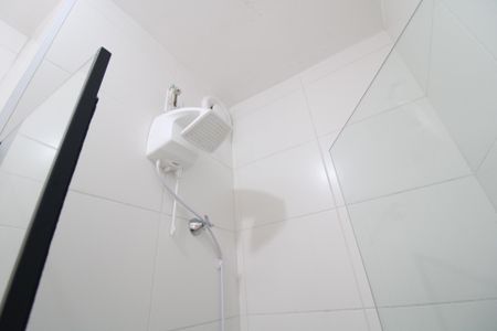 Banheiro de apartamento à venda com 2 quartos, 34m² em Jurubatuba, São Paulo