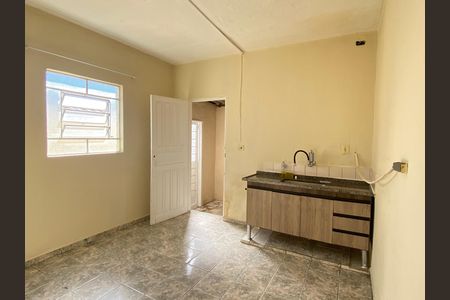 Cozinha de casa para alugar com 1 quarto, 115m² em Conceição, Osasco