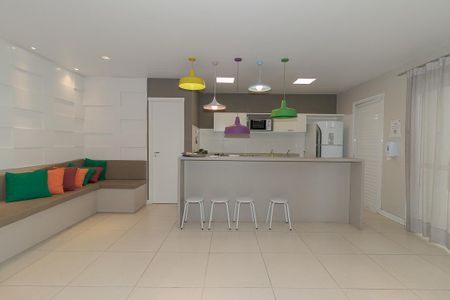 Apartamento à venda com 57m², 2 quartos e 1 vaga Apartamento à venda com 57m², 2 quartos e 1 vagaÁrea comum - Salão de festas