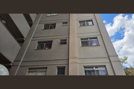 Apartamento para alugar com 50m², 2 quartos e 1 vagaPlaquinha instalada