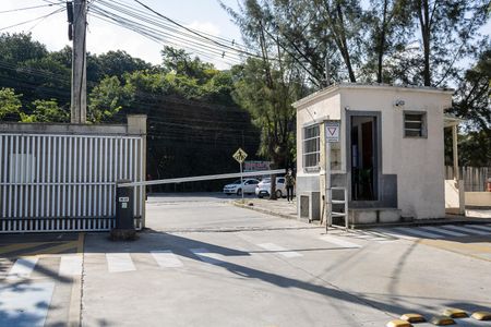 Apartamento para alugar com 45m², 2 quartos e 1 vagaFachada e portaria