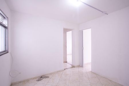Sala de apartamento para alugar com 2 quartos, 30m² em Porto da Pedra, São Gonçalo