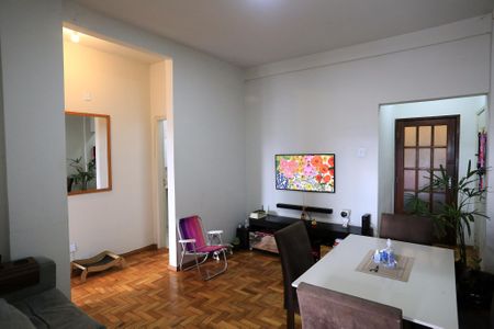 Sala de apartamento à venda com 2 quartos, 69m² em Centro, Belo Horizonte
