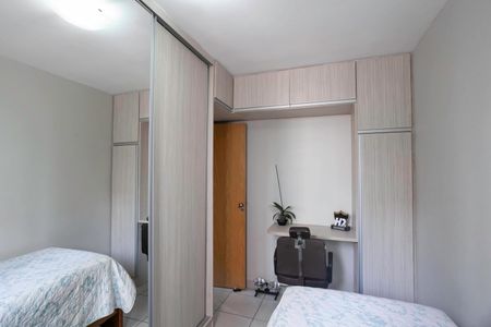 Apartamento para alugar com 78m², 3 quartos e 1 vagaQuarto 2