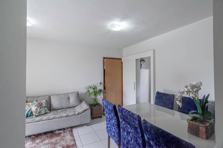 Apartamento para alugar com 78m², 3 quartos e 1 vagaSala