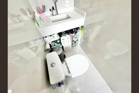 Apartamento para alugar com 180m², 3 quartos e sem vagaBanheiro da Suíte