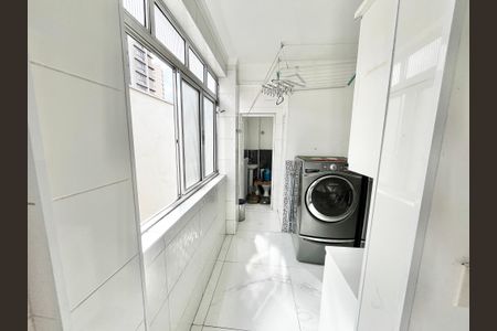 Apartamento para alugar com 180m², 3 quartos e sem vagaÁrea de Serviço