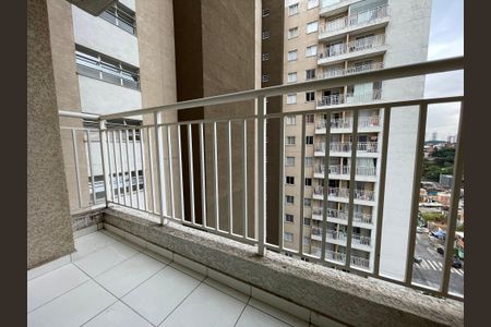 Apartamento à venda com 39m², 2 quartos e sem vaga Apartamento à venda com 39m², 2 quartos e sem vagaVaranda