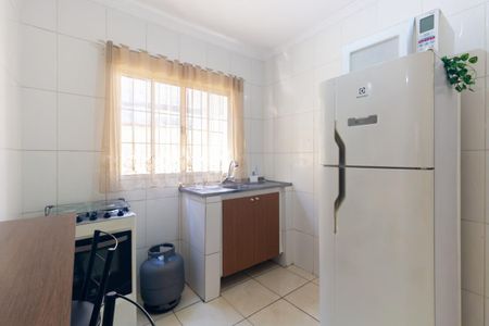 Cozinha de casa para alugar com 2 quartos, 70m² em Vila Bancária, São Paulo