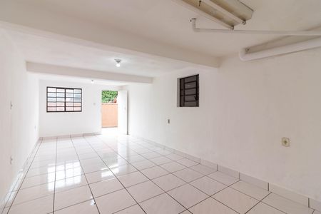Casa para alugar com 200m², 3 quartos e 2 vagas Casa para alugar com 200m², 3 quartos e 2 vagasÁrea comum - Salão de festas