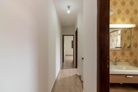 Casa para alugar com 200m², 3 quartos e 2 vagas Casa para alugar com 200m², 3 quartos e 2 vagasCorredor dos Quartos