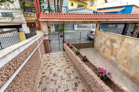 Casa para alugar com 200m², 3 quartos e 2 vagas Casa para alugar com 200m², 3 quartos e 2 vagasEntrada