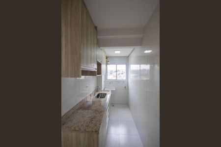 Cozinha de apartamento para alugar com 1 quarto, 53m² em Vila Paiva, São Paulo