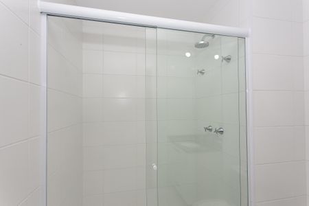 Banheiro de apartamento para alugar com 1 quarto, 34m² em Penha de França, São Paulo