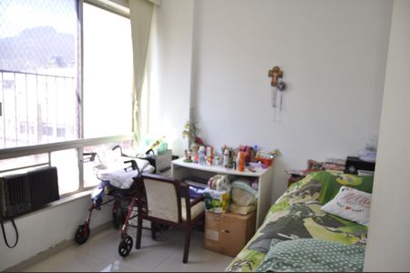 Apartamento à venda com 78m², 3 quartos e 1 vagaQuarto 2