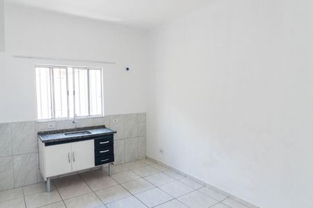 Sala/Cozinha de casa para alugar com 1 quarto, 40m² em Vila Guarani (zona Sul), São Paulo