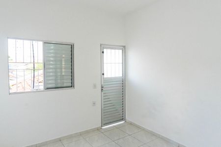 Quarto de casa para alugar com 1 quarto, 40m² em Vila Guarani (zona Sul), São Paulo