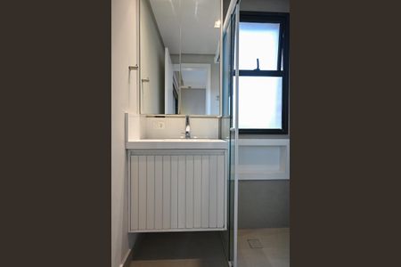 Banheiro Suíte 1 de apartamento para alugar com 2 quartos, 105m² em Vila Andrade, São Paulo
