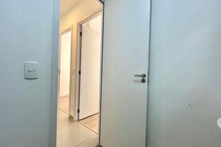 Banheiro de apartamento à venda com 2 quartos, 36m² em Jardim Oriental, São Paulo