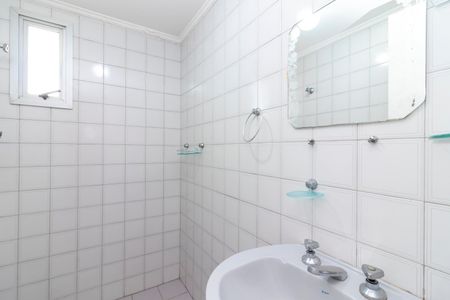Apartamento para alugar com 68m², 3 quartos e 2 vagas Apartamento para alugar com 68m², 3 quartos e 2 vagasBanheiro